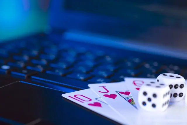 DAO‑styrede online‑casinoer udfordrer de traditionelle spilplatforme